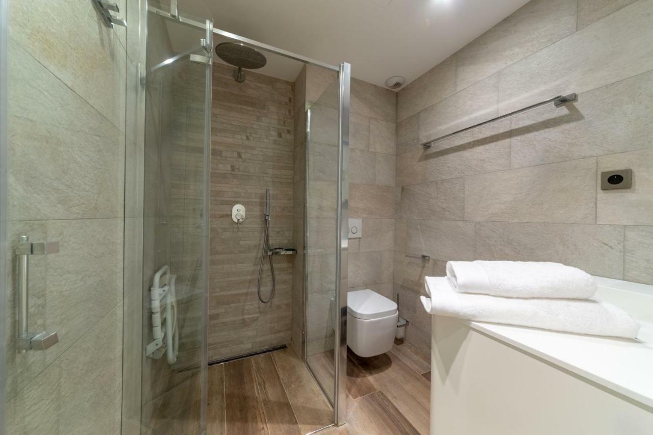 100M From The Sea Apartment Nisa Exterior foto