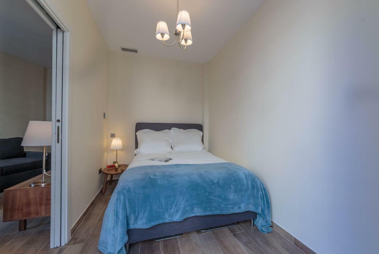 100M From The Sea Apartment Nisa Exterior foto